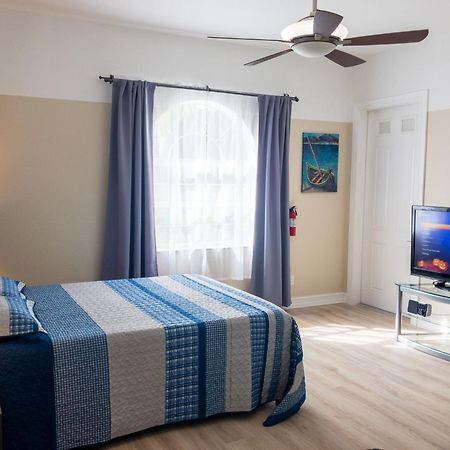 White Orchid Apartments Fort Myers Exterior foto