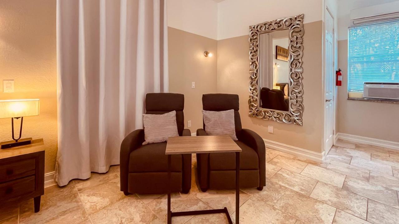 White Orchid Apartments Fort Myers Exterior foto