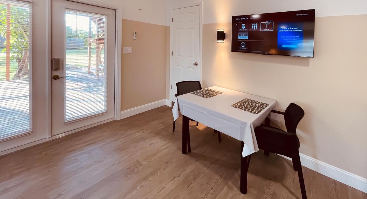 White Orchid Apartments Fort Myers Exterior foto